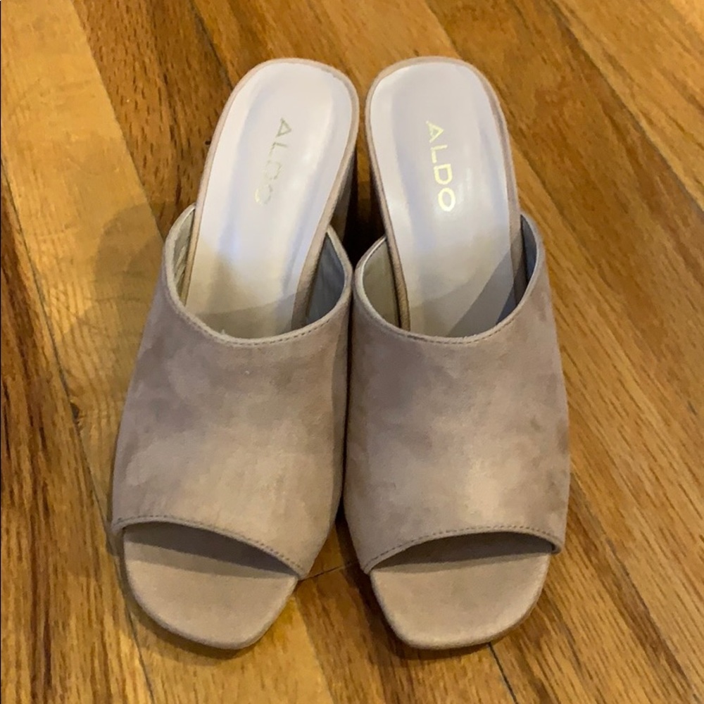 ETELAVIA Aldo slip in shoe .l
